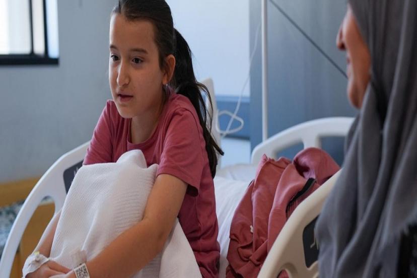 12 YAŞINDAKİ KIZIN KALBİNDEN 10 SANTİMLİK KİTLE ÇIKARILDI