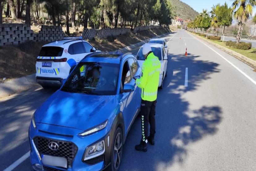 15 BİN SÜRÜCÜYE CEZA