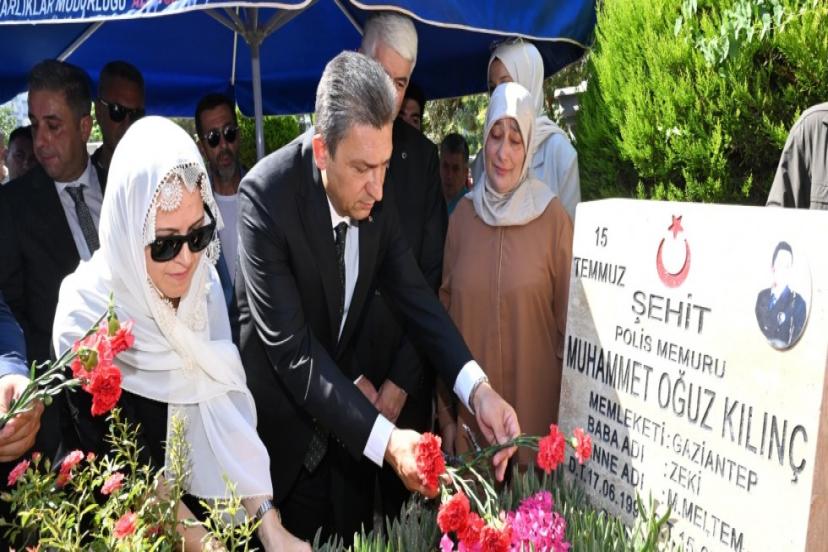 15 TEMMUZ DEMOKRASİ VE MİLLİ BİRLİK GÜNÜ'NDE ŞEHİTLERİMİZ ANILDI