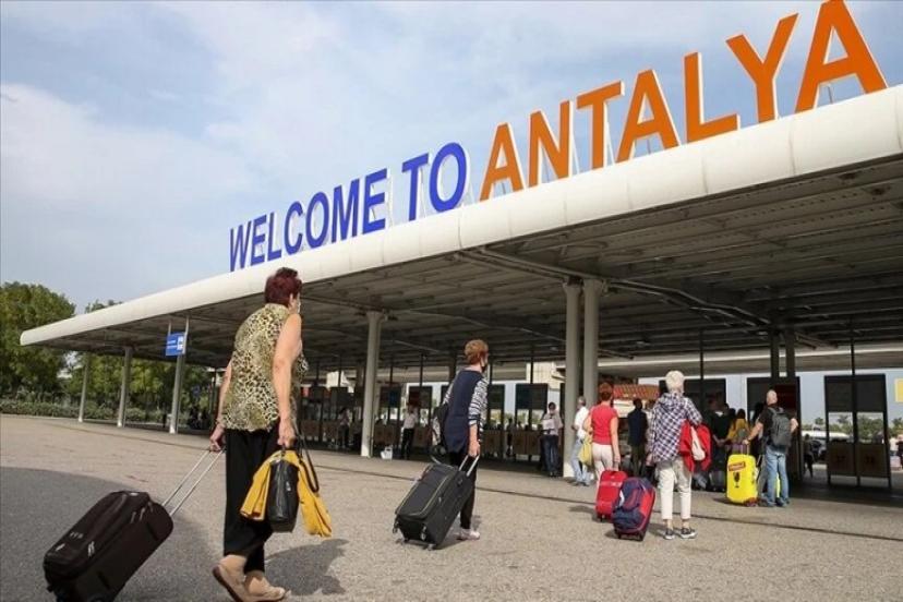 2024'DE ANTALYA'YA GELEN TURİST SAYISI YÜZDE 25 ARTTI