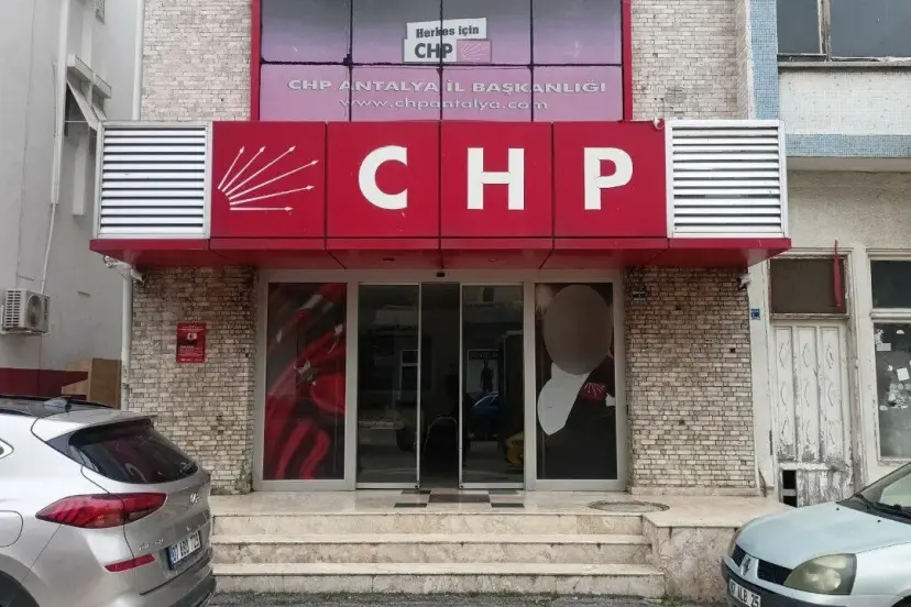 CHP’DEN BÖCEK İDDİALARINA YANIT: “BİZİM BÖYLE BİR BİLGİMİZ YOK”