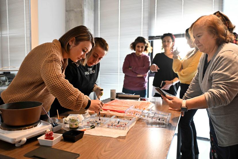 MURATPAŞA'DA KÜLTÜR VE SANAT KURSLARINA KAYITLAR BAŞLADI