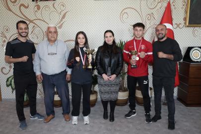 AKSULU SPORCULAR ZİRVEDE