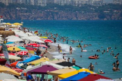 ANTALYA TURİZMİNDE 2025’İN ŞİFRESİ: ÇEŞİTLENME VE TEMKİNLİ İYİMSERLİK