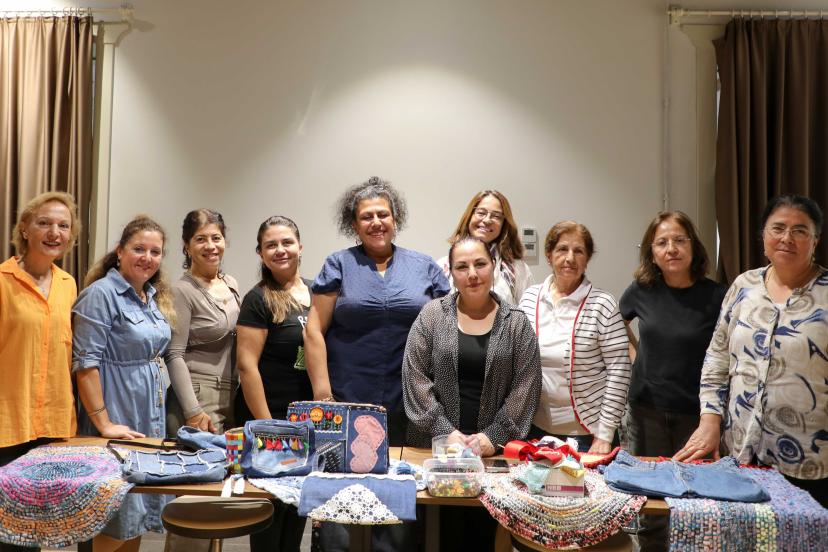 ANTALYA’DA KIYAFETLER DÖNÜŞÜYOR