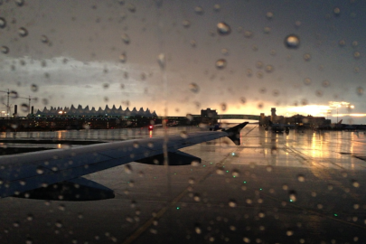 ANTALYA'DA SAĞANAK UÇUŞLARI AKSATTI