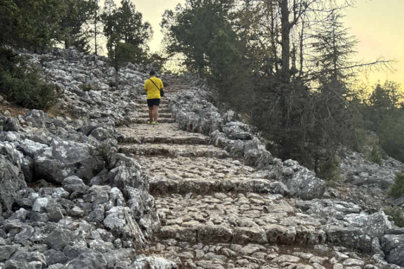 ASIRLIK TAŞ YOL GÖRSEL ŞÖLEN SUNUYOR