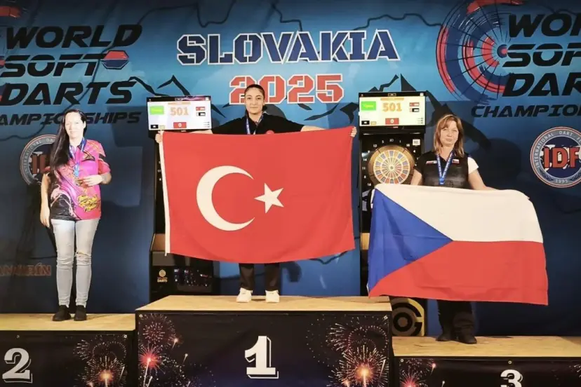 AY-YILDIZLI BAYRAK SLOVAKYA’DA DALGALANDI: ZEYNEP YILMAZ ŞAMPİYON