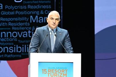 ERSOY’DAN 2026 TURİZM UYARISI: PLANLAR DEĞİŞİYOR