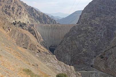 TAHRAN’DA SU KRİZİ DERİNLEŞİYOR: CUMHURBAŞKANI PEZEŞKİYAN “TAHLİYE GÜNDEMDE” DEDİ