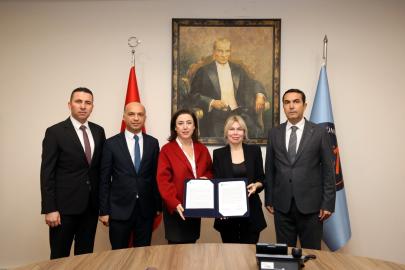 AKDENİZ ÜNİVERSİTESİ’NDEN TÜRKİYE REKORU PROMOSYON HAMLESİ