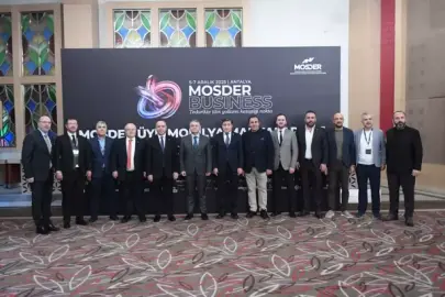 ANTALYA’DA MOBİLYA SEKTÖRÜNÜN DEV BULUŞMASI GERÇEKLEŞTİ