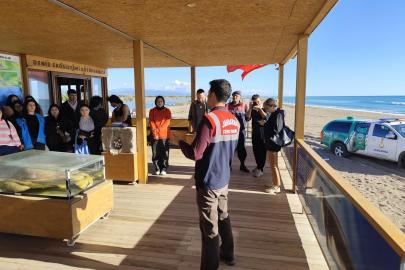 GENÇLERLE DOĞAYA DESTEK: ANTALYA’DA EĞİTİM VE KIYI TEMİZLİĞİ