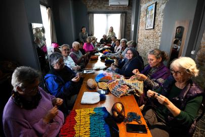 KUŞAKLARI BULUŞTURAN SICAK DOKUNUŞ