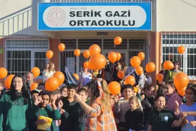 SERİK’TE TURUNCU BALONLU FARKINDALIK