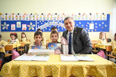 ANTALYA’DA YARIM MİLYONA YAKIN ÖĞRENCİ KARNE ALDI