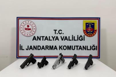 RUHSATSIZ SİLAHLARA JANDARMA'DAN DARBE