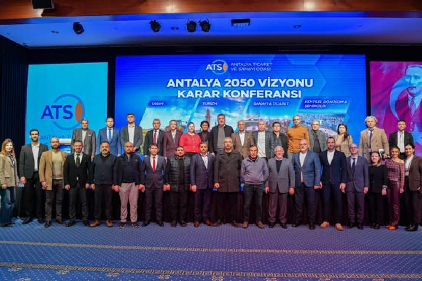 ANTALYA 2050’DE KENTSEL DÖNÜŞÜM MASAYA YATIRILDI