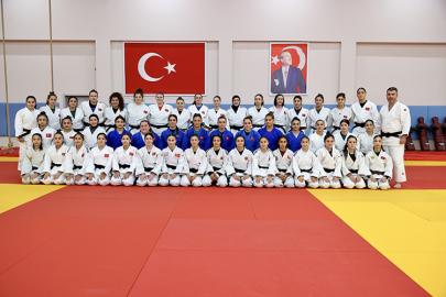 ANTALYA’DA ZİRVE MESAJI