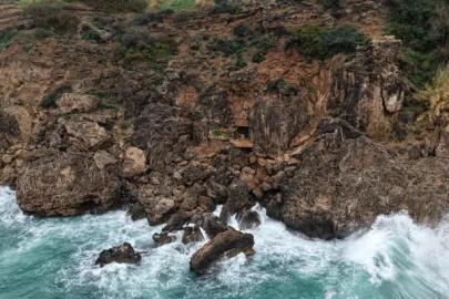 KORUMA ALTINDAKİ KIYIDA GİZLİ YAPILAŞMA