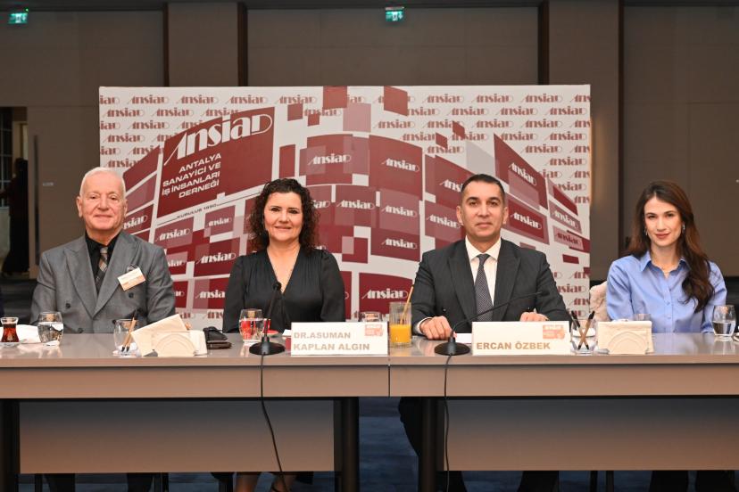 UZUN YAŞAMIN BİLİMİ MASAYA YATIRILDI