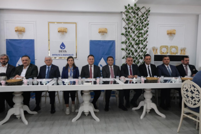 BABACAN SAHAYA İNDİ: “ADAY BENİM” ÇIKIŞI