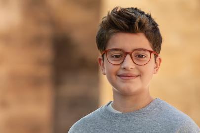 GELECEĞİN GÖRME KRİZİ: MİYOPİ ÇOCUKLARI TEHDİT EDİYOR