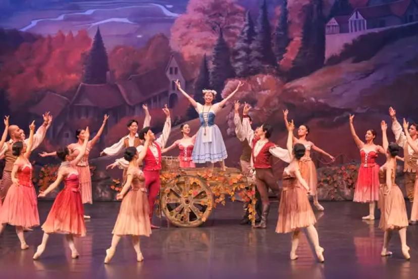 GİSELLE ANTALYA’DA PERDEYİ KAPATTI