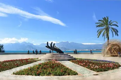 KARAALİOĞLU PARKI KRİZİ: STATÜ DEĞİŞİKLİĞİ TARTIŞMA YARATTI