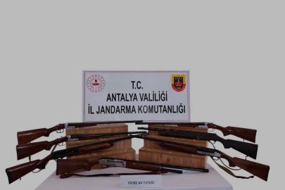 KAŞ’TA RUHSATSIZ SİLAHLARA GEÇİT YOK