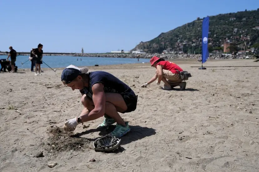 ALANYA’DA DENİZLER İÇİN ORTAK SEFERBERLİK