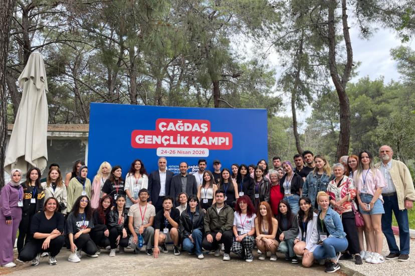 GENÇLER KAMPTA BULUŞTU, GELECEĞE HAZIRLANDI