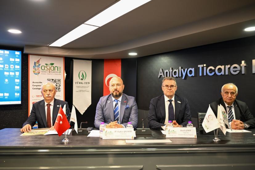 ANTALYA TOHUMCULUKTA DÜNYAYA AÇILIYOR
