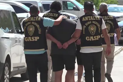 MURATPAŞA'DAKİ SİLAHLI SALDIRI AYDINLATILDI