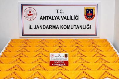 OTEL ODASININ KAPISI AÇILINCA ORTAYA ÇIKANLAR ŞAŞIRTTI