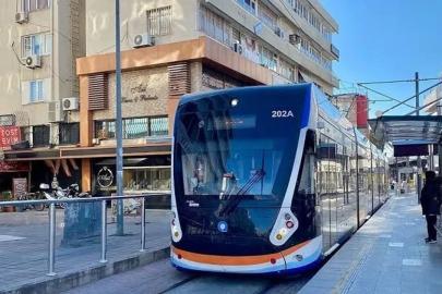 ANTALYA'DA TRAMVAY SEFERLERİ  YENİDEN BAŞLADI