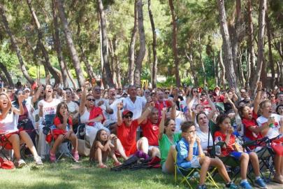 HAYATPARK'TA ŞAMPİYONLUK COŞKUSU