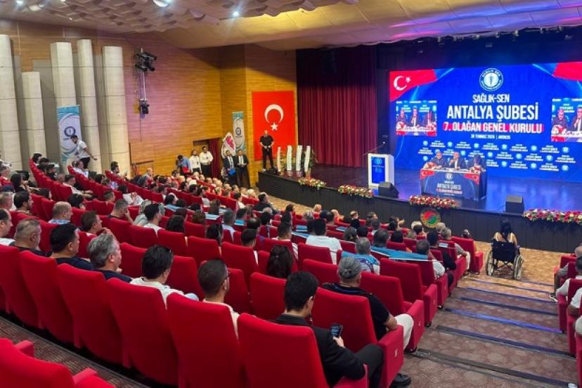 SAĞLIK-SEN ANTALYA'DA OSMAN KASAP YENİDEN BAŞKAN