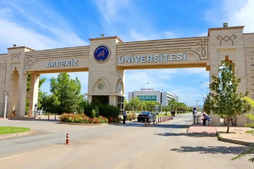 AKDENİZ ÜNİVERSİTESİ’NDE 261 KİŞİLİK İSTİHDAM FIRSATI