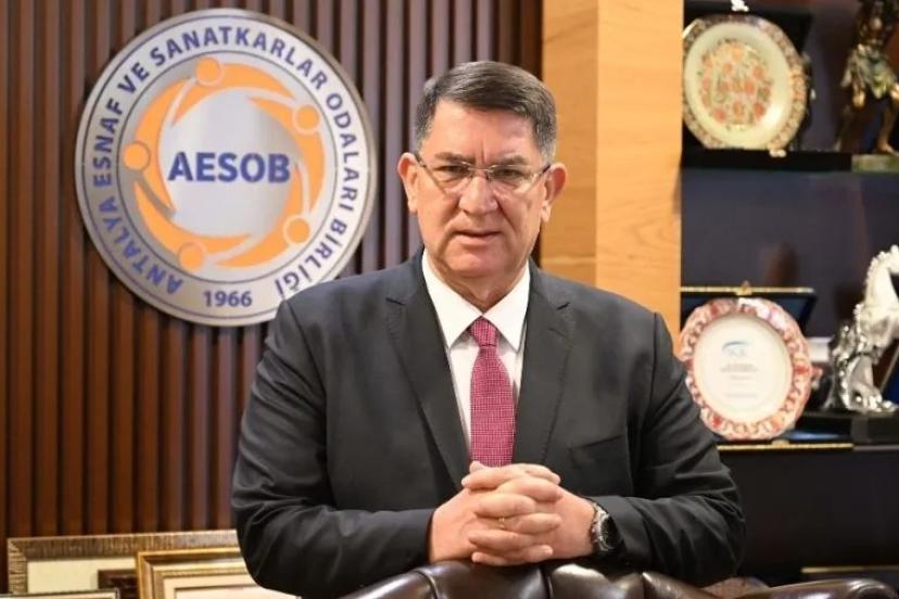 BORÇLU ESNAFA KREDİ KAPISI AÇILDI: ANTALYA’DA ESNAFIN YÜZÜ GÜLDÜ