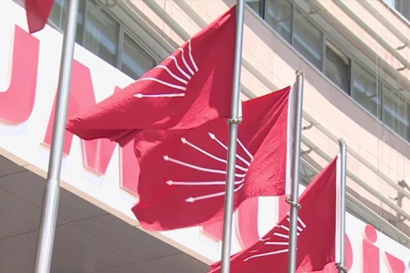 CHP’DE BÜYÜK KOPUŞ