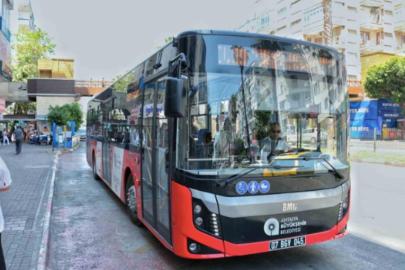OTOBÜSLERDE EL KALDIRMA ZORUNLULUĞU YOK