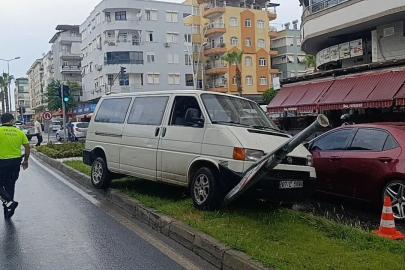 REFÜJDEKİ TABELA FACİAYI ÖNLEDİ