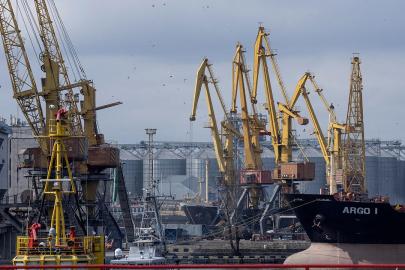 RUSYA’DAN ODESSA VE İZMAİL LİMANLARINA SALDIRI