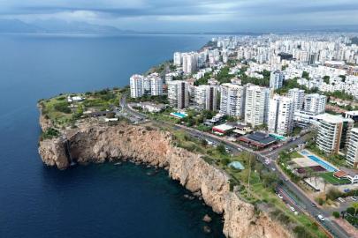 ANTALYA’DA AĞUSTOS’TA 5 BİN 855 KONUT SATILDI