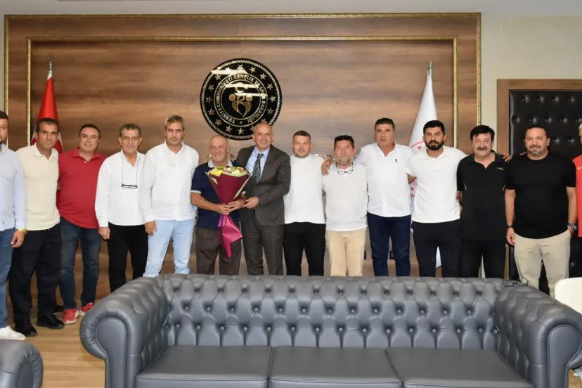 ANTALYA’DA AMATÖR SPOR İÇİN SAHA VE TESİS GÜNDEMİ
