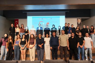 ANTALYA’DA BİLİM KAFE’DE GAZZE’DE ÜNİVERSİTENİN GELECEĞİ ELE ALINDI