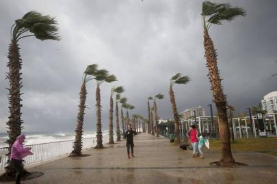 ANTALYA’DA YAĞIŞ ALARMI: KUVVETLİ SAĞANAK GELİYOR