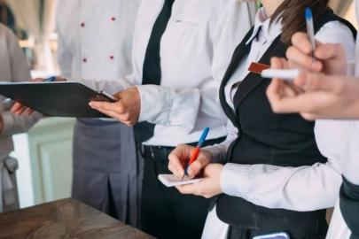 ANTALYA’DA SEZONLUK İŞ ARAYANLAR DİKKAT: İLANLARIN ZİRVESİ BELLİ OLDU