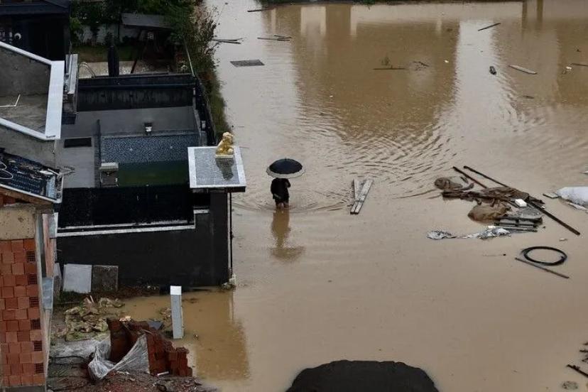 SEL FELAKETİNDEN ETKİLENEN 3 İLE 40 MİLYON LİRALIK DESTEK